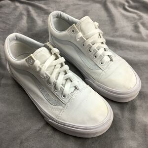 Vans Off The Wall Old Skool White Low Top Lace Up Sneaker Shoes Women 6 Men 4.5